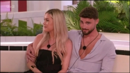 Love Island - Season 11 Episode 32